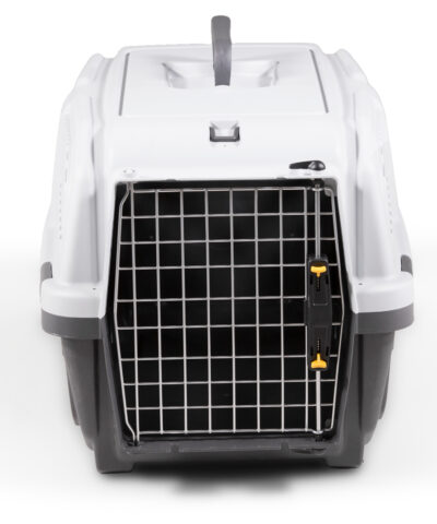 SKUDO 3 IATA Approved Pet Carrier S (60x40x39cm) with metal door for flying small to medium dogs and large cats.